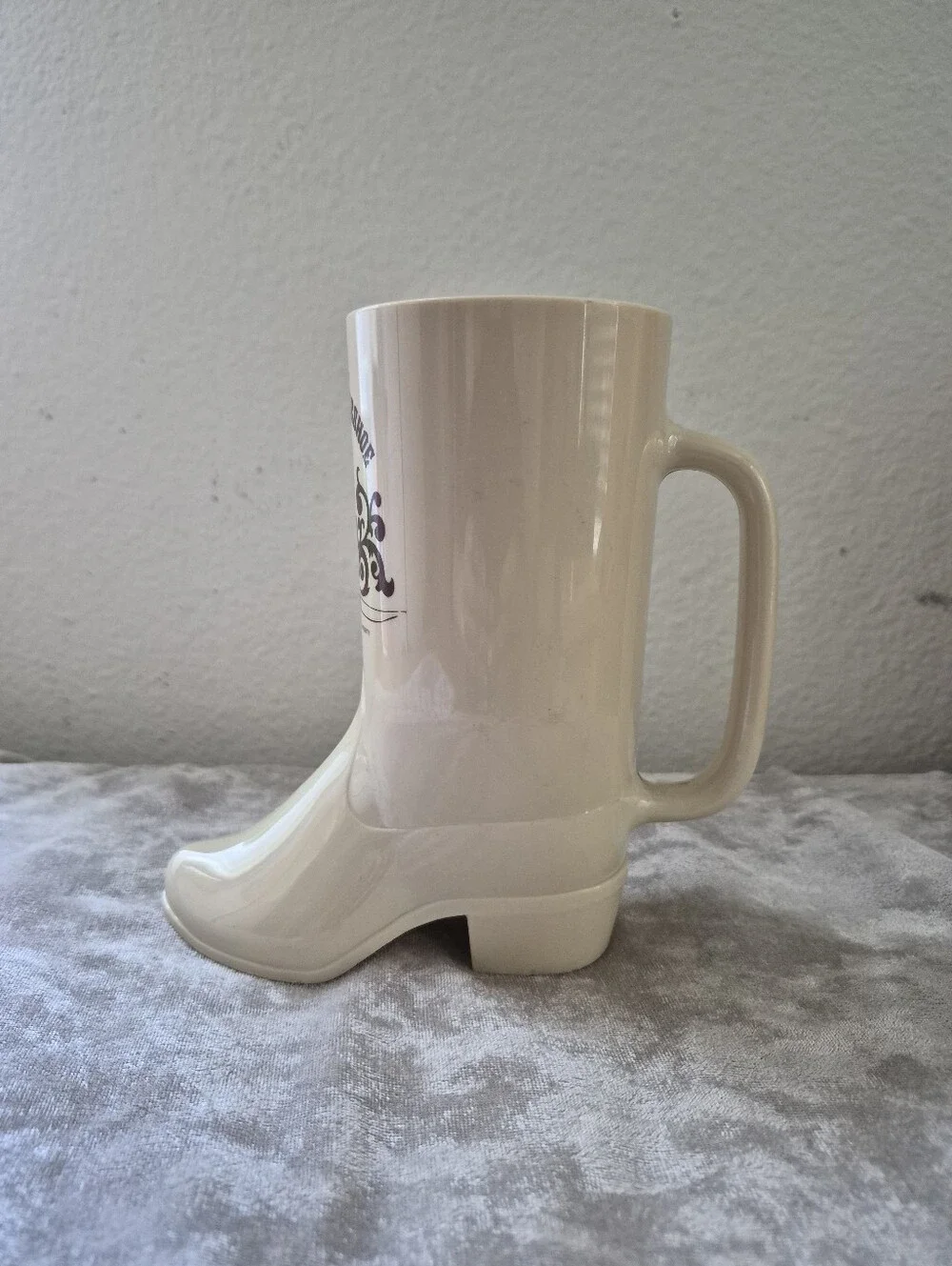 Disneyland Golden Horseshoe vintage mug